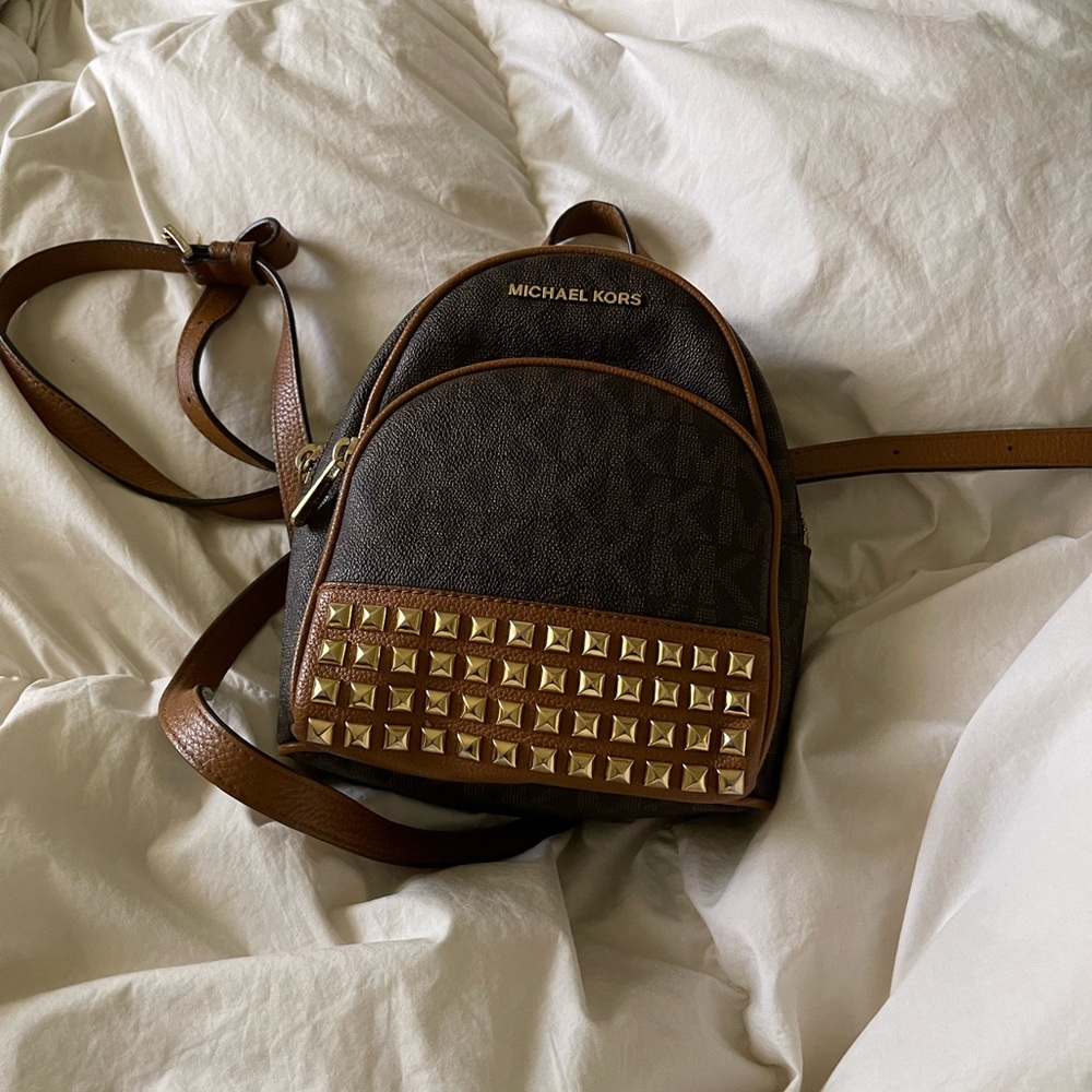 Michael Kors logo mini backpack purse - Picture 2 of 8